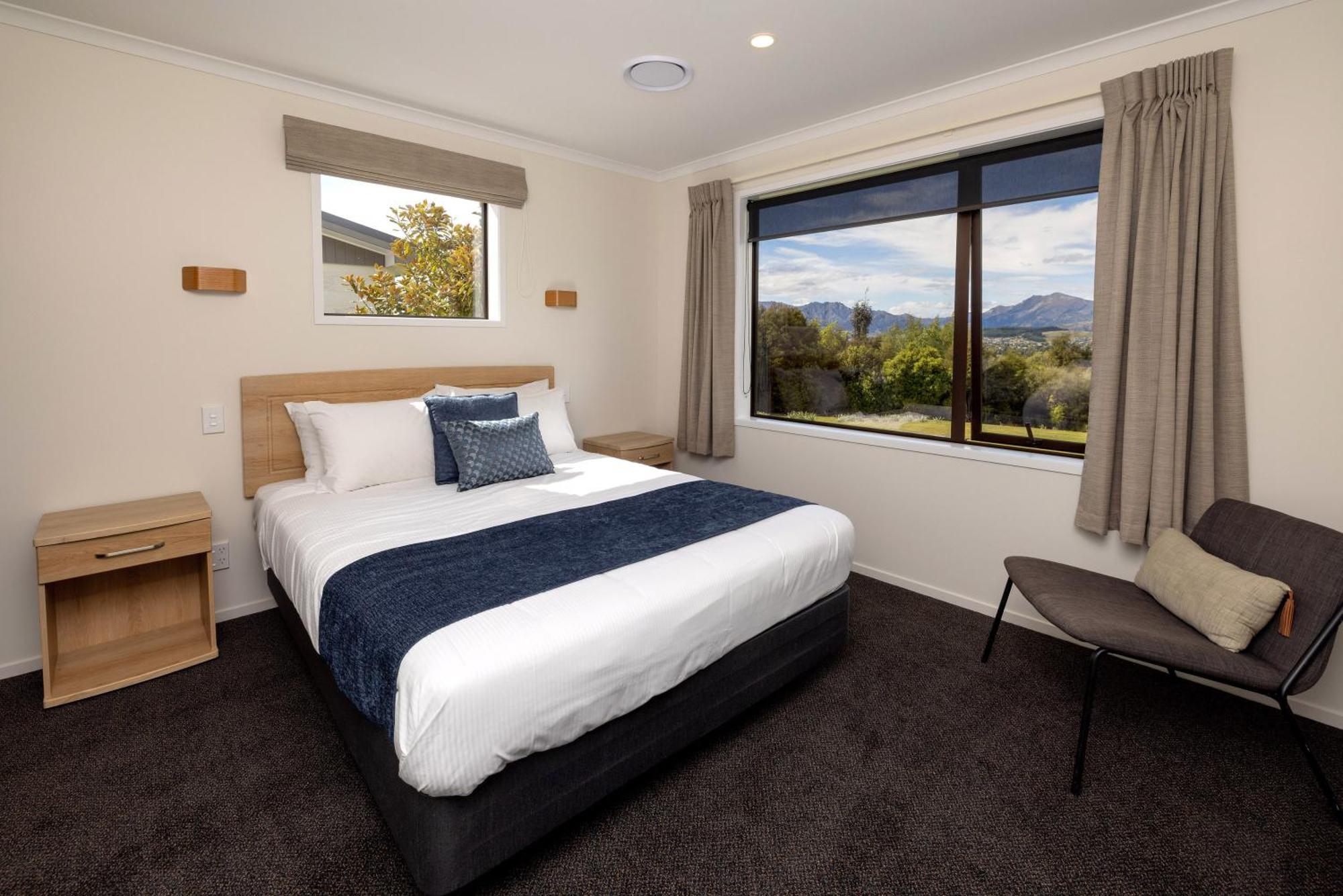 Wanaka Top 10 Holiday Park Hotel Exterior photo